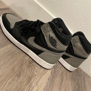Air Jordan High Retro 1 “Shadow”